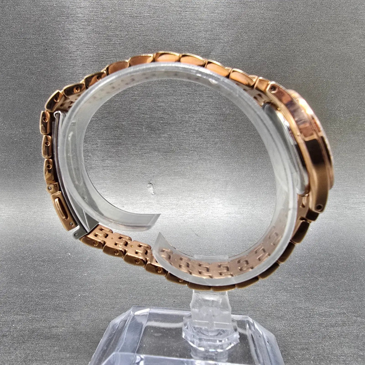 Citizen Eco-Drive Watch Women 28mm MOP Dial Rose Gold Tone Date EW1228-53D Runs8
