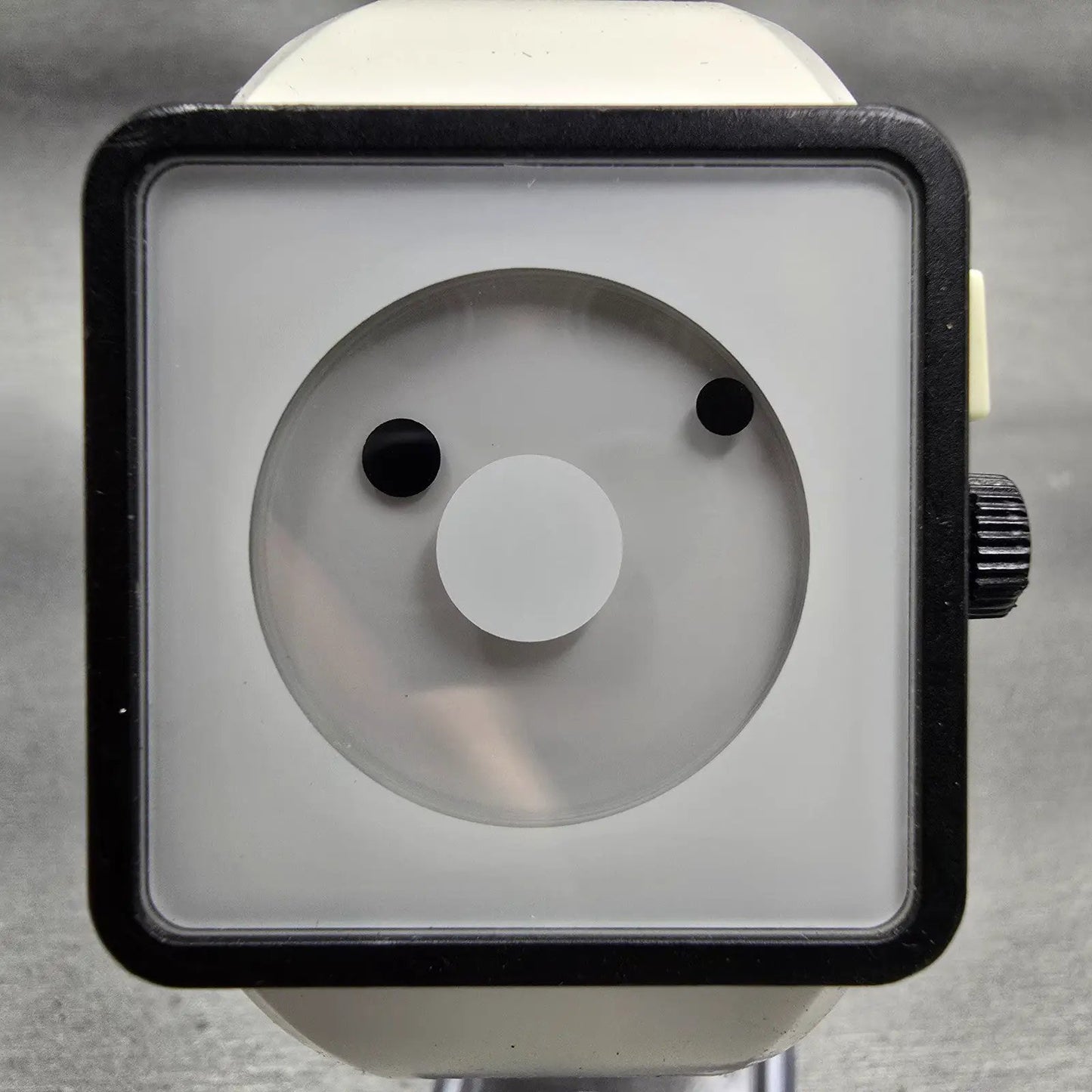 Nixon The Newton Watch Men 38mm White Dial Black Tone Square New Battery1