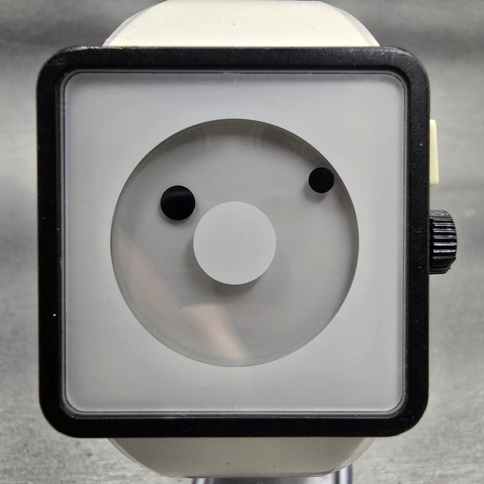 Nixon The Newton Watch Men 38mm White Dial Black Tone Square New Battery1