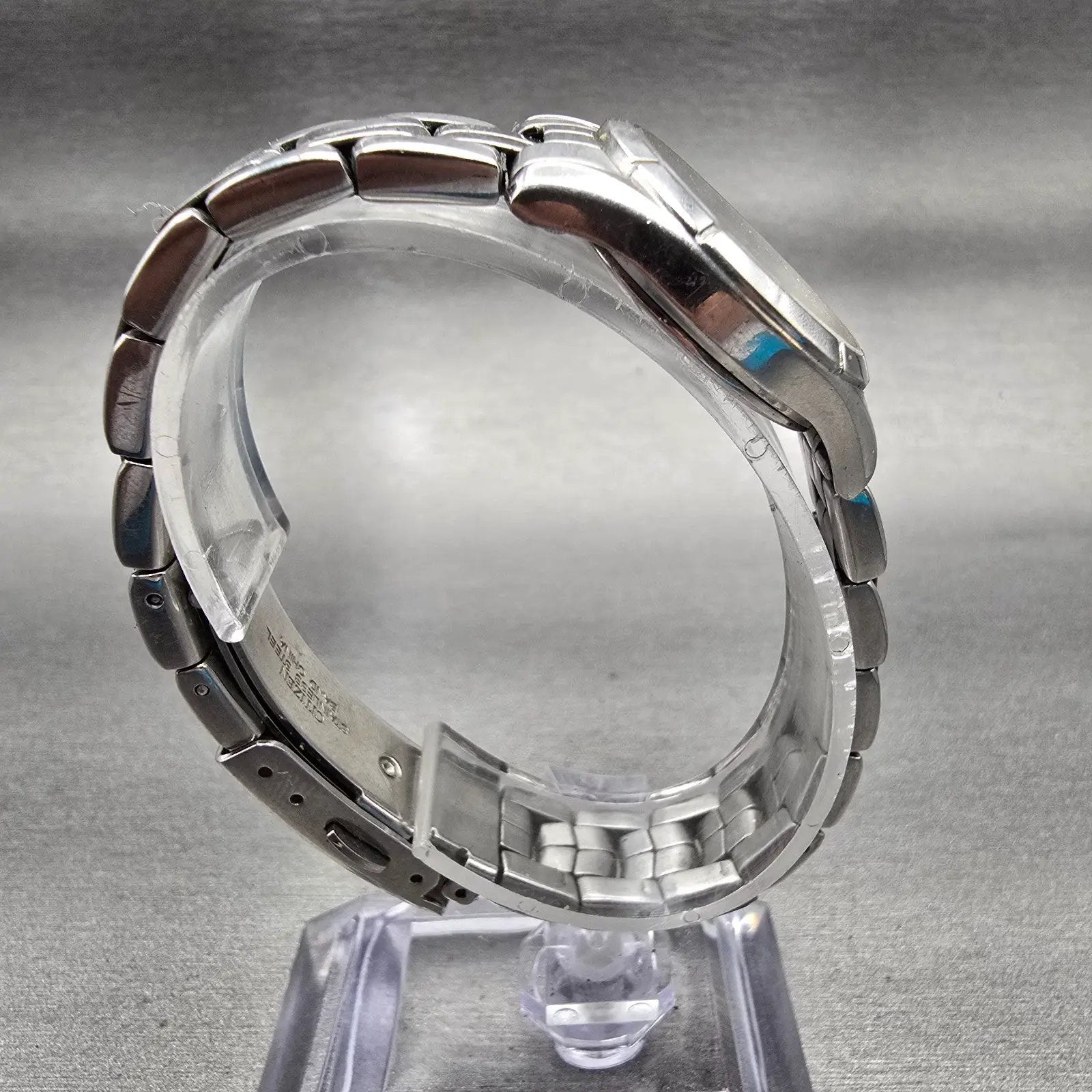 Citizen Watch Women 25mm Silver Dial Silver Tone Daydate 1002-S047439 New Batt8