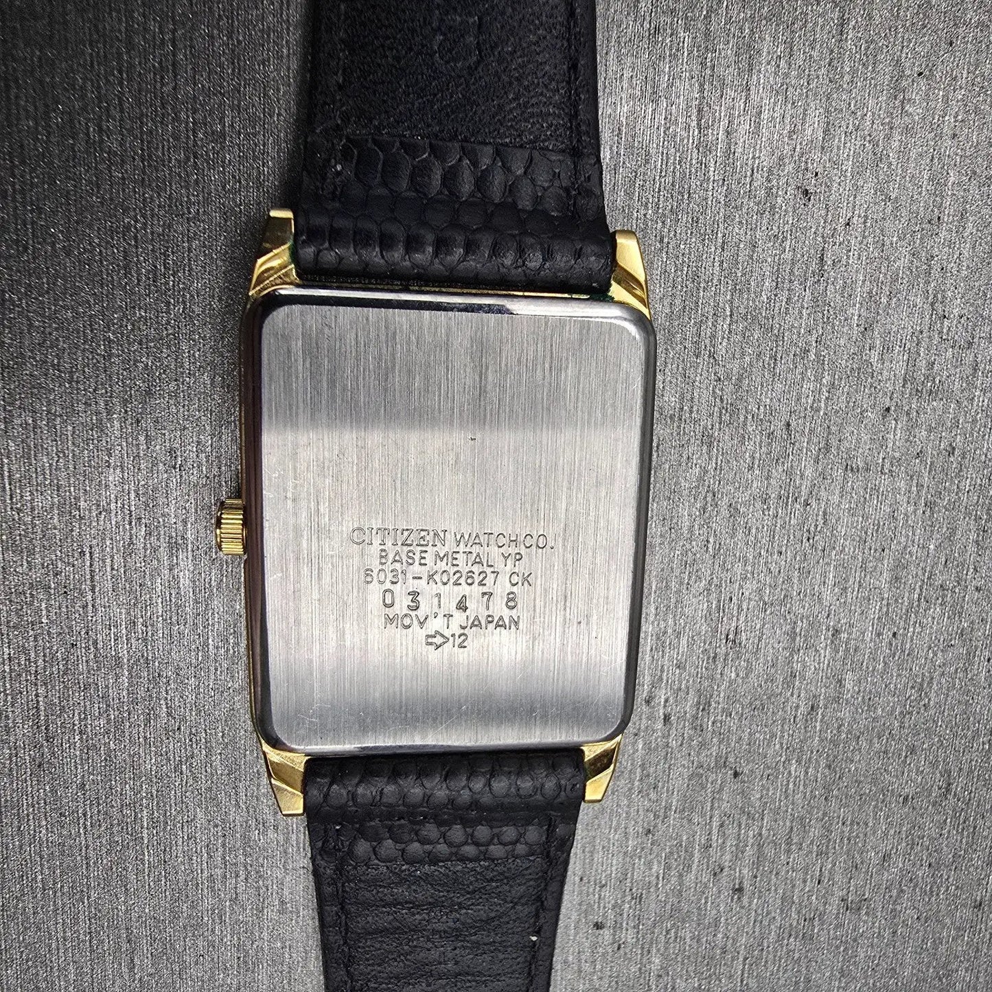 Citizen CQ Watch Men 25mm Black Dial Gold Tone Rectangle 5130-K02627 New Battery10