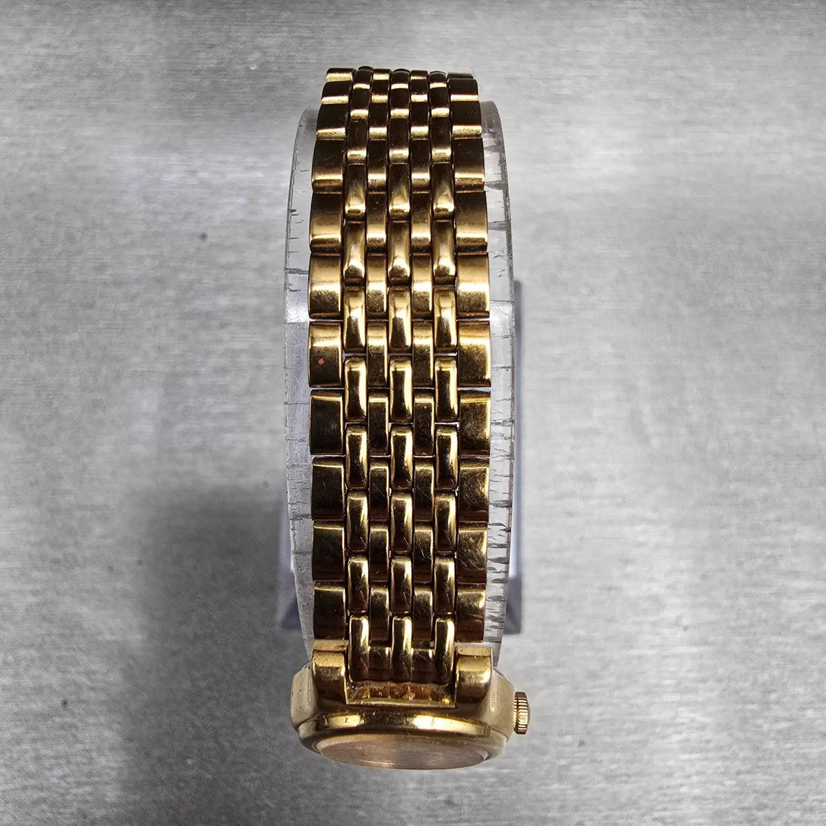 Seiko Watch Women 17mm Champagne Dial Gold Tone Oval V401-5109 New Battery JP14