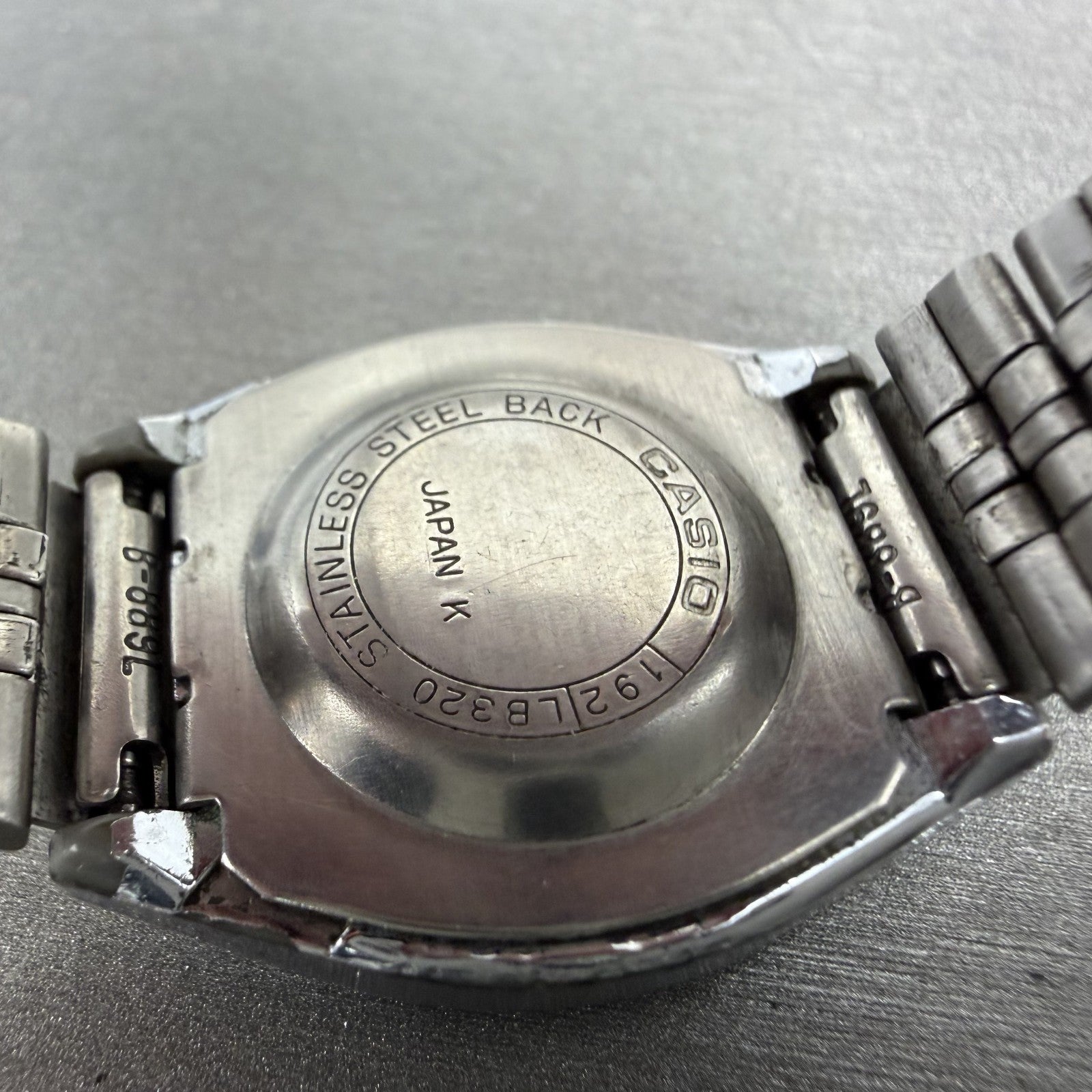 Casio LB320 Watch Women 25mm Digital Silver Tone Round New Battery Vintage9