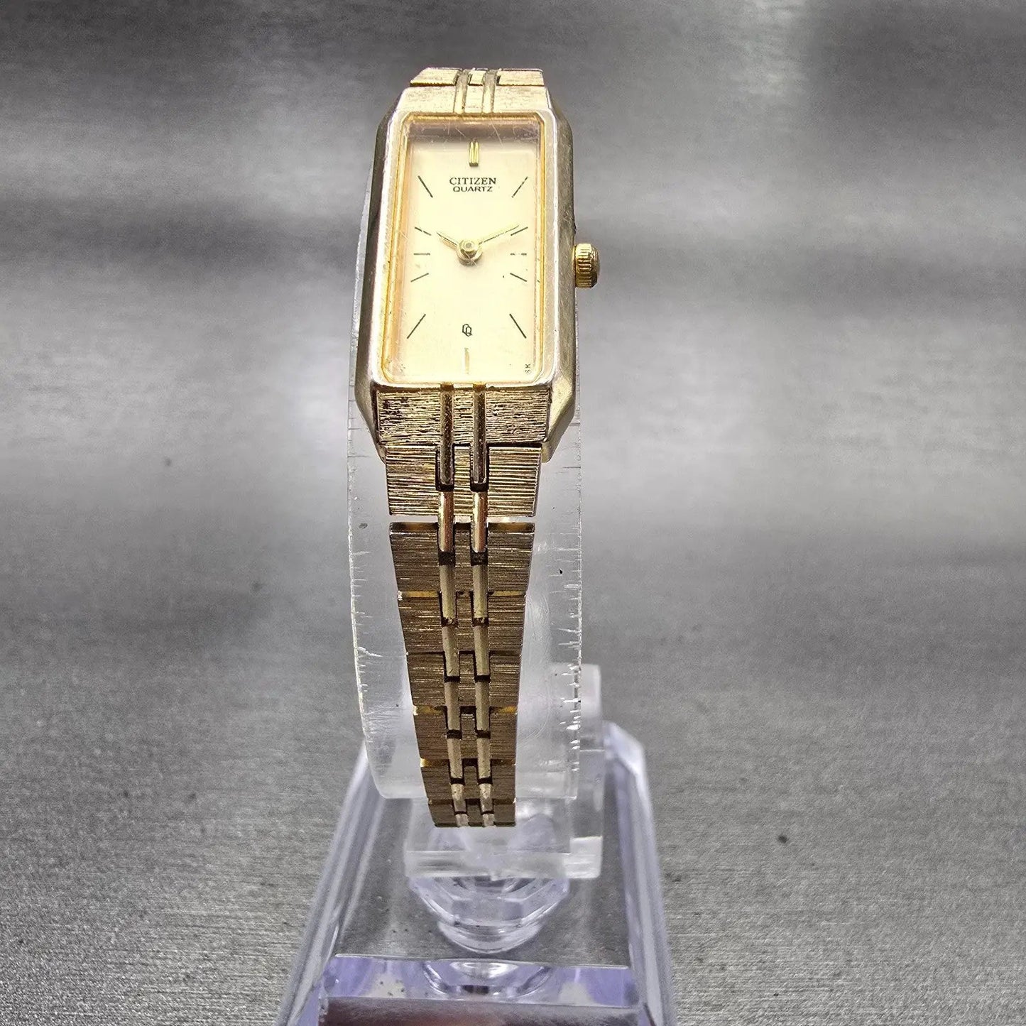 Citizen CQ Watch Women 12mm Champagne Dial Gold Tone 5421-S10523 New Battery VTG5