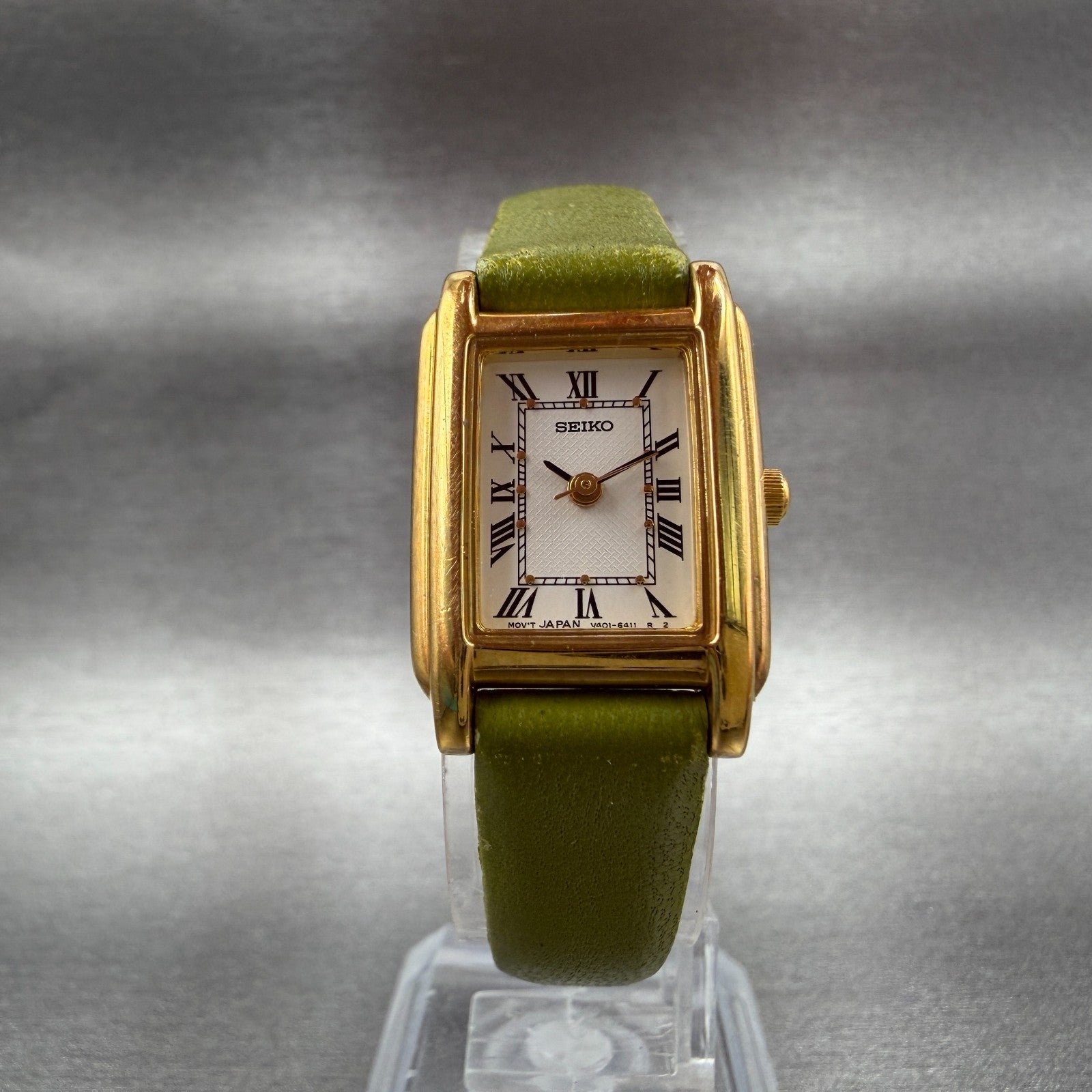 Seiko Tank Watch Women 18mm White Dial Gold Tone Rectangle V401-5650 New Battery5