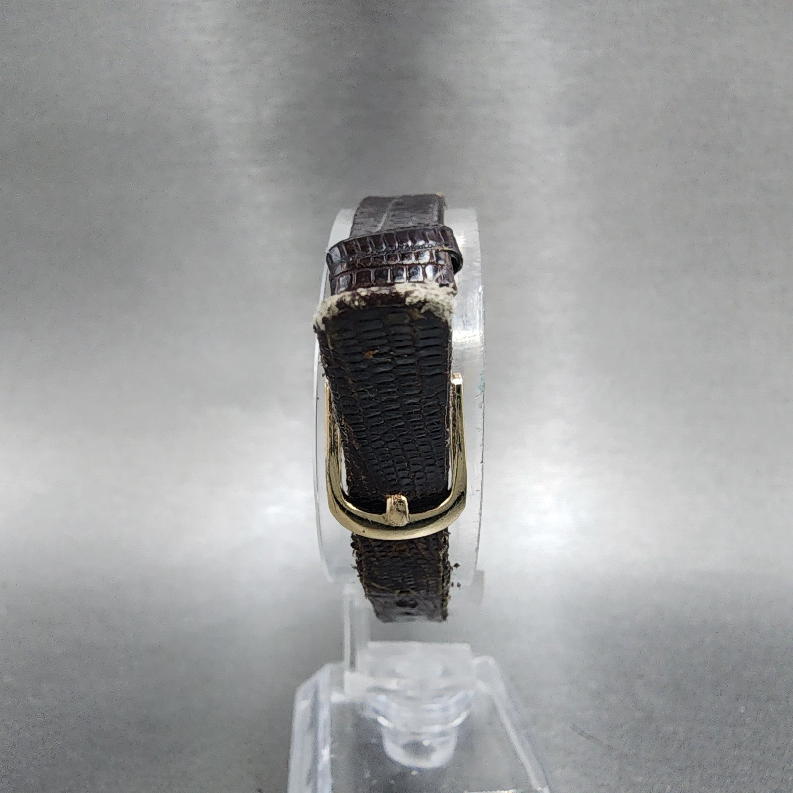 Seiko Watch Women 23mm Silver Dial Gold Tone Rectangle 23205660 New Battery7