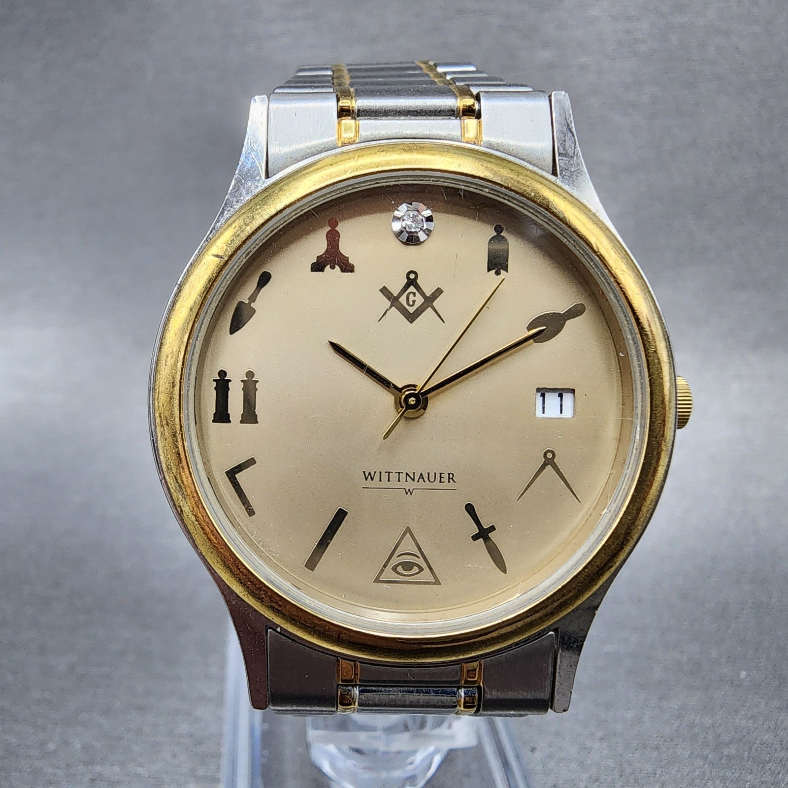 Wittnauer Masonic Watch Men 33mm Champagne Dial Two Tone Date Round New Battery0