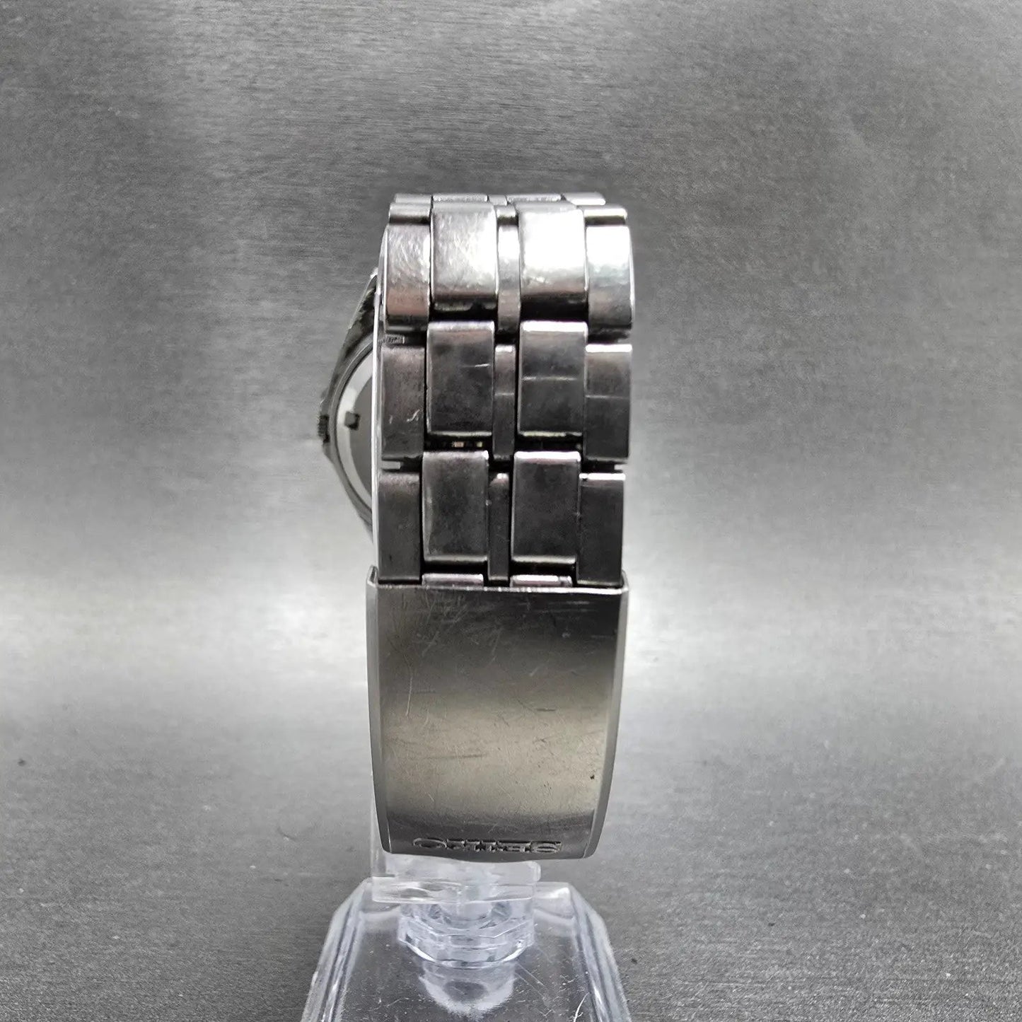 Seiko Automatic Watch Men 38mm Silver Dial Silver Tone Daydate 7009-5019 Runs7