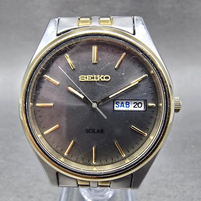 Seiko Solar Watch Men 37mm Gray Dial Two Tone Daydate Round V158-0AA0 Runs JKMN0