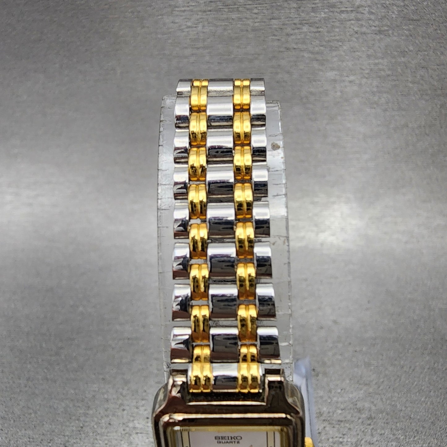 Seiko Tank Watch Women 18mm White Dial Two Tone Rectangle V4015129 New Battery4