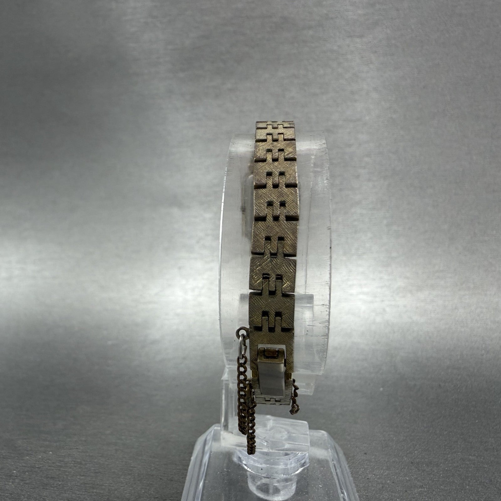 Seiko Tank Watch Women 13mm Black Dial Gold Tone Rectangle 13205649 New Battery7