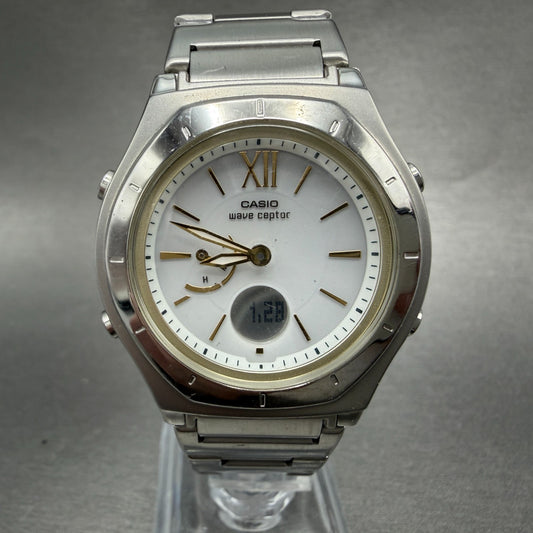 Casio Wave Ceptor Watch Women 35mm White Dial Silver Tone Analog Digital WorksAB0
