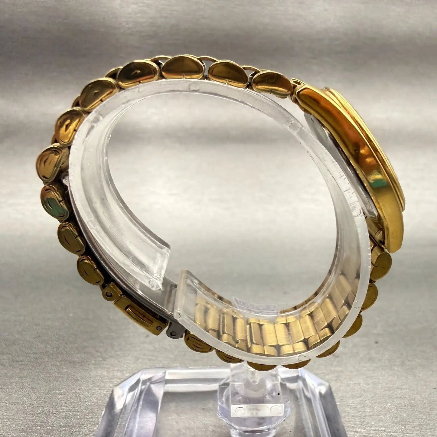 Citizen Watch Women 26mm MOP Dial Gold Gemmed Date Round 1012-S075688 New Batt8