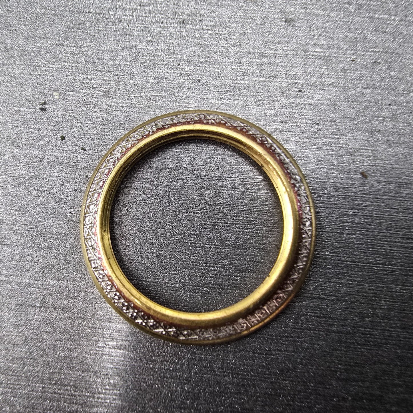 Gucci Diamond Cut Bezel Gold Vintage For 1100L 1200L 11/12.20