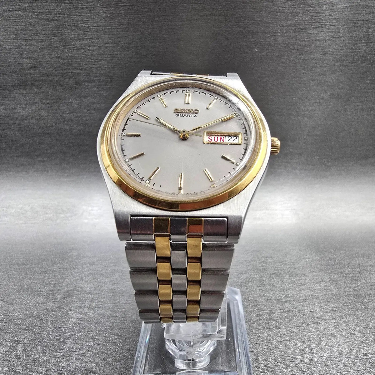 Seiko Watch Men 37mm Silver Dial Silver Tone Daydate Round V743-8A20 New Battery5