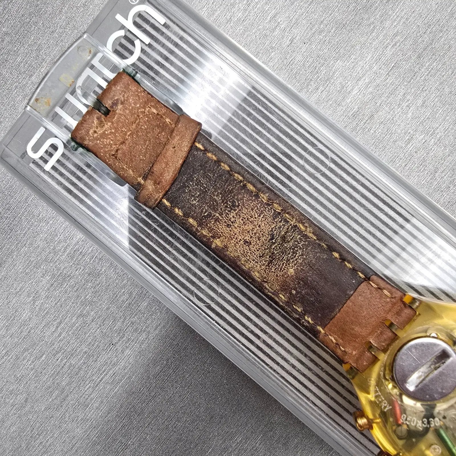 Swatch Chrono Honeytree Watch Men 37mm White Dial Yellow Case SCN107 New Battery8