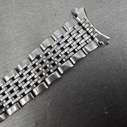 Seiko Beads Of Rice Bracelet 19mm Stainless Steel Silver Tone Tri Folding ClaspK14