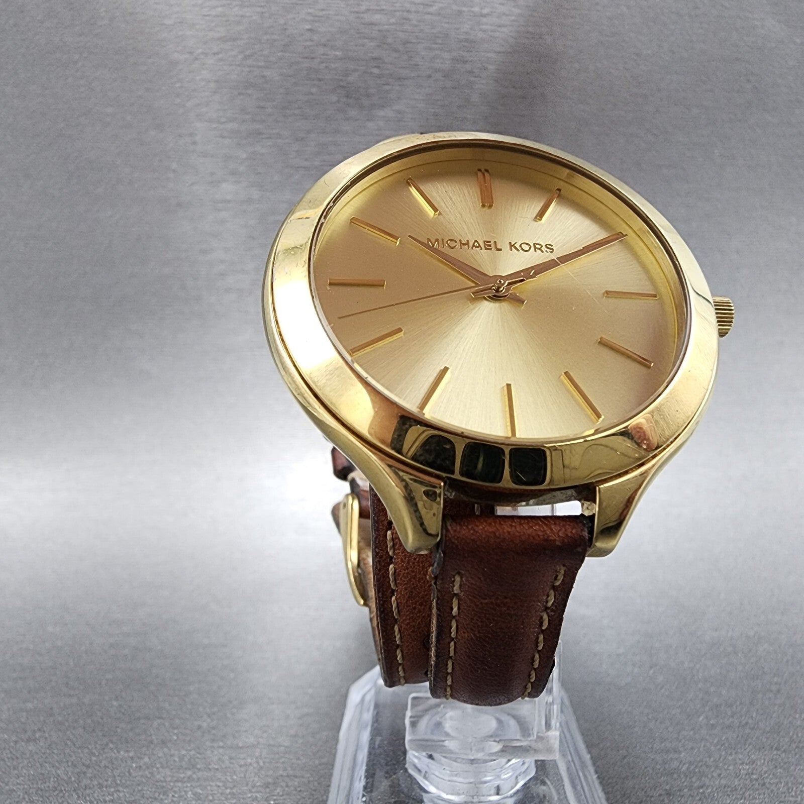 Michael Kors Slim Runway Watch Women 42mm Gold Dial Gold Tone Round New Battery5