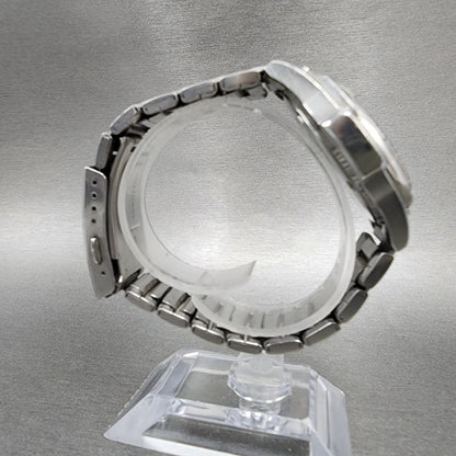 Casio MTD1046 Dive Watch Men 38mm Silver Dial Silver Tone Daydate PARTS9