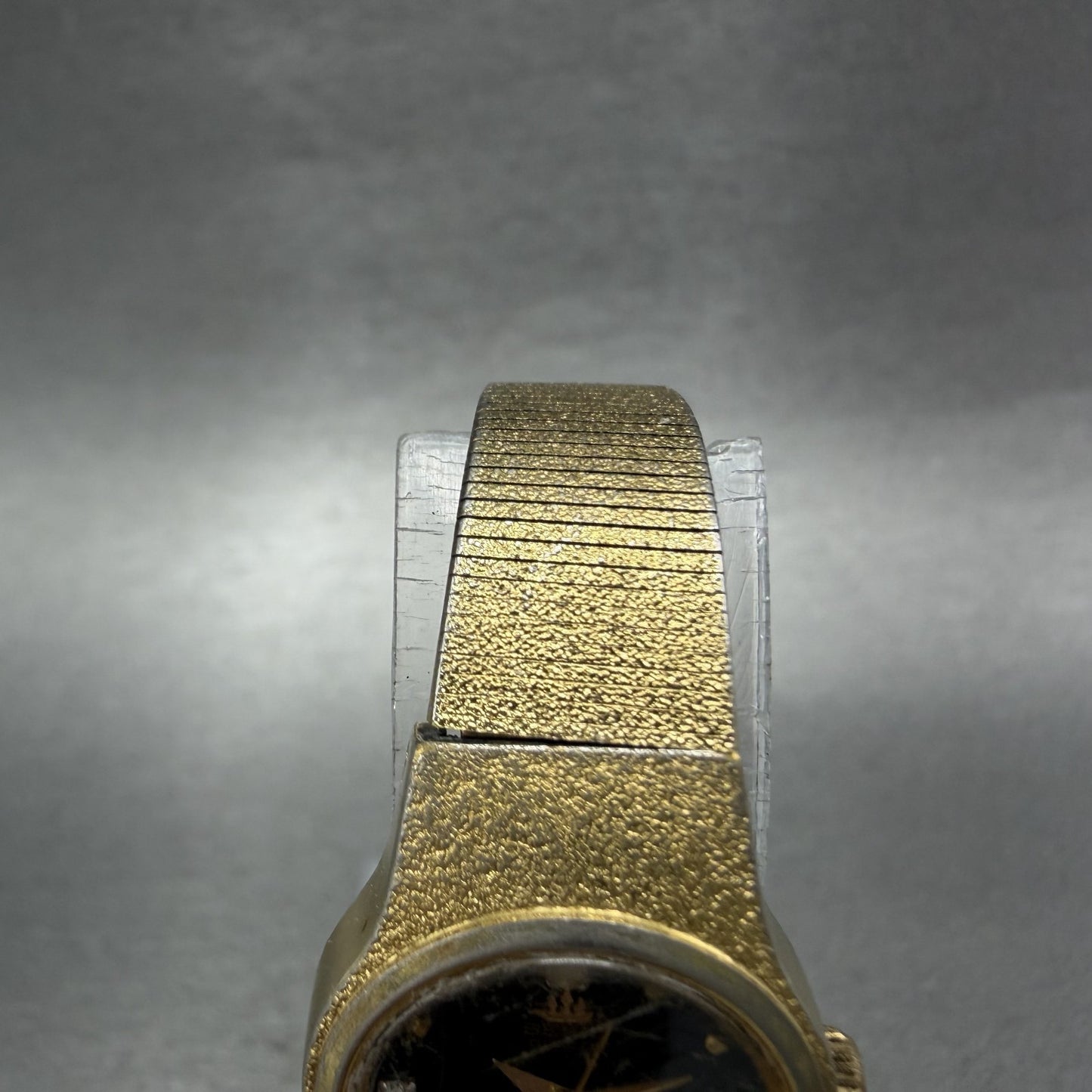 Seiko Watch Women 20mm Black Dial Gold Tone Round 8Y21-0020 New Battery4