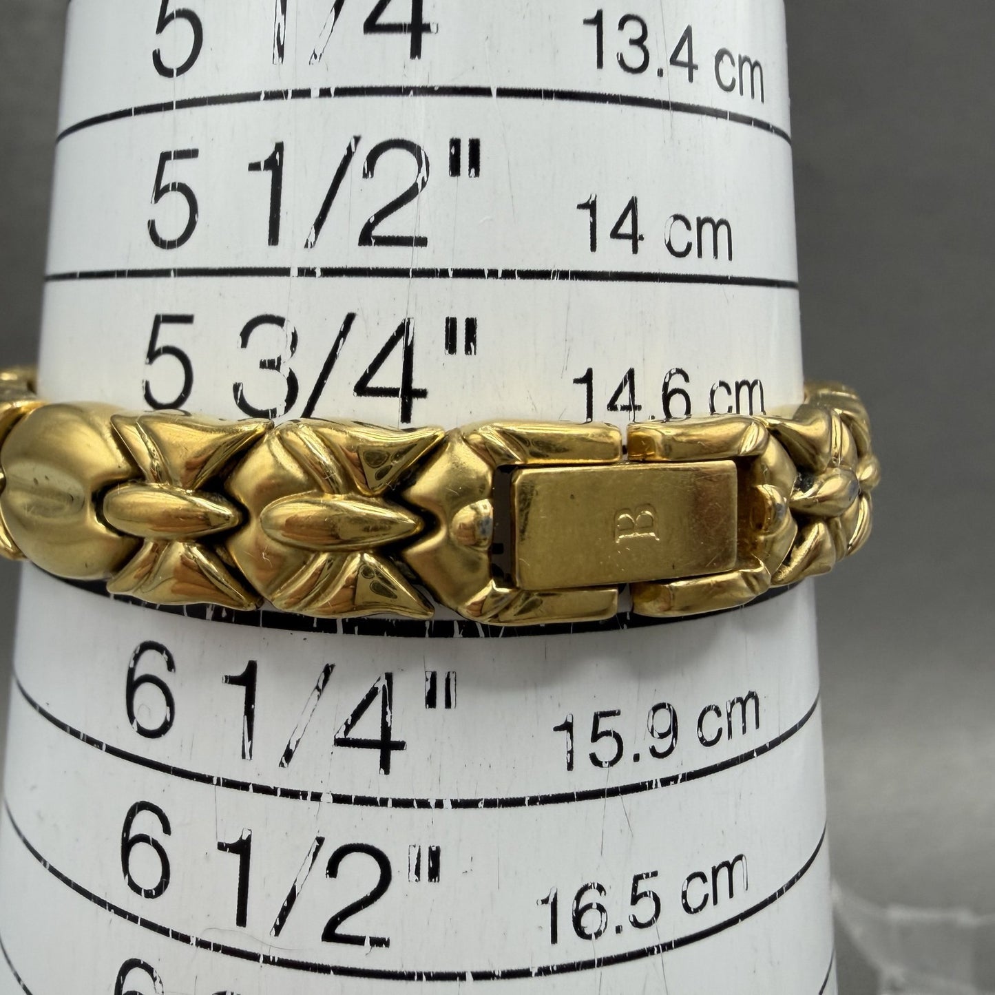 Bulova Watch Women 17mm Gold Dial Gold Tone Oval 97S77 New Battery10