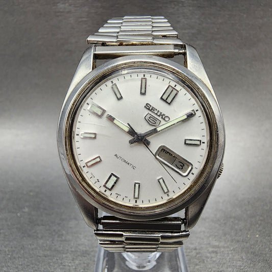 Seiko 5 Automatic Watch Men 37mm White Dial Steel Daydate 7009821A PARTS0