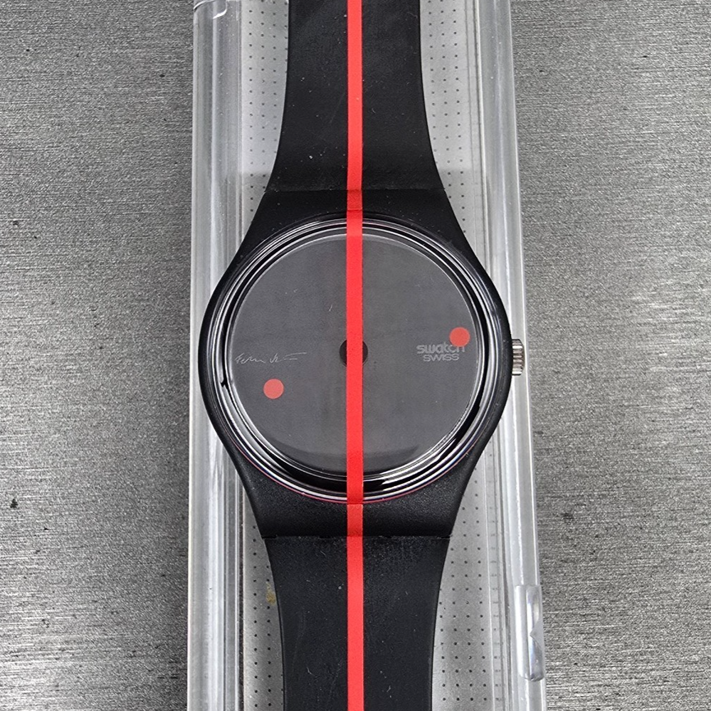 Swatch 360 Rouge Sur Blackout Watch Men 34mm Black Dial GZ119 New Battery NOS0
