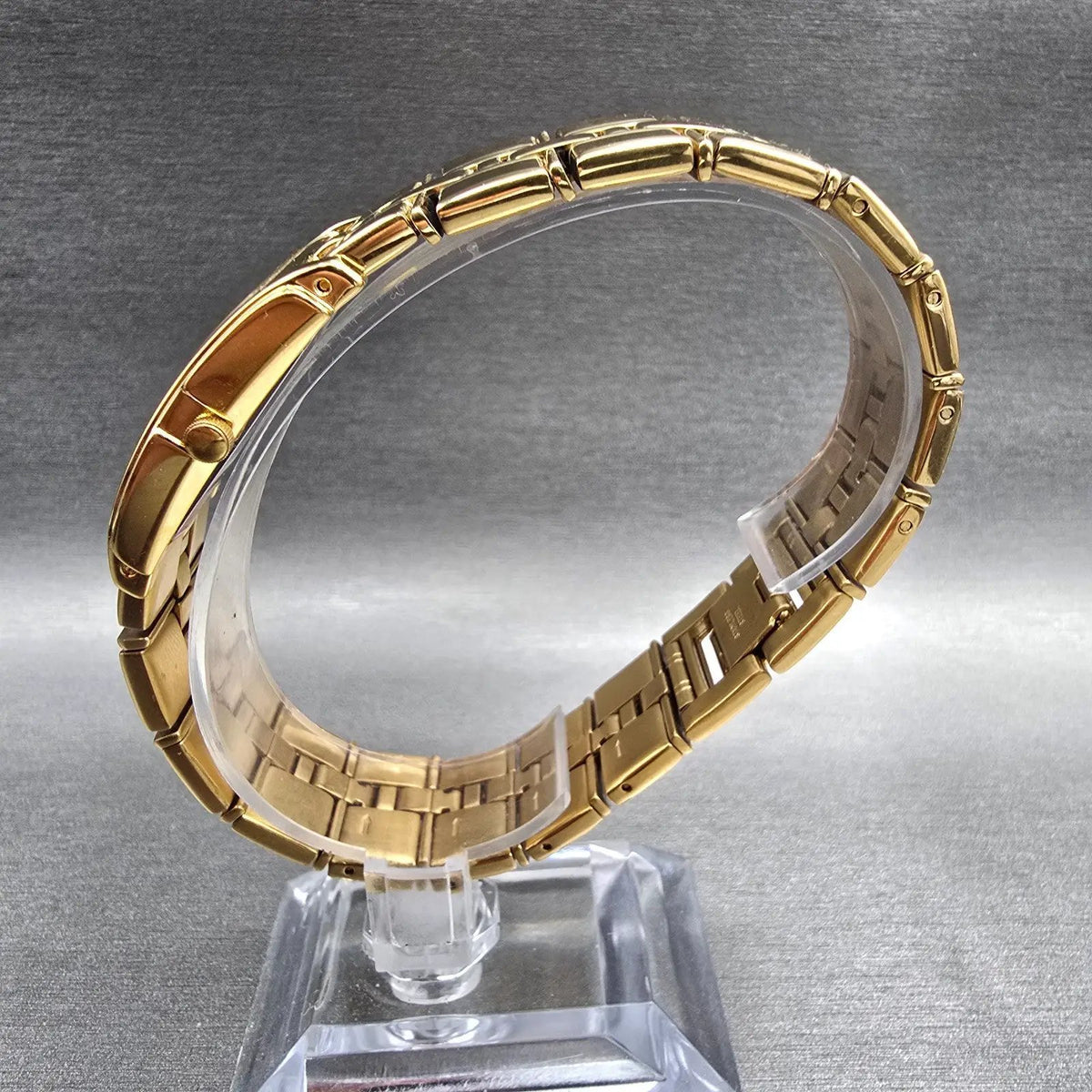 Bulova Caravelle Watch Men 26mm Gold Dial Gold Tone Rectangle 44D06 New Battery6