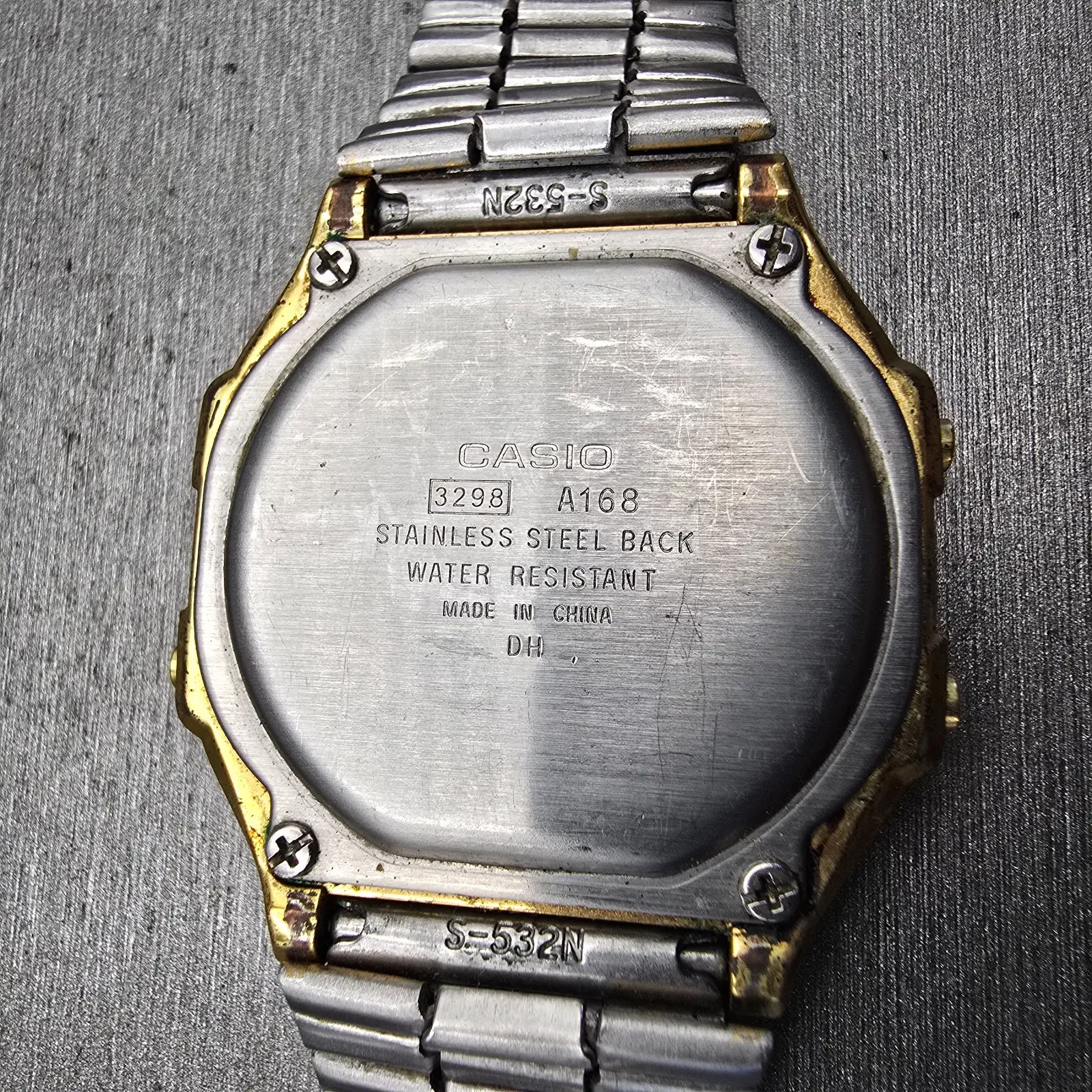 Casio Illuminator A168 Watch Men 35mm Gold Dial Gold Tone Chrono Alarm New Batt10