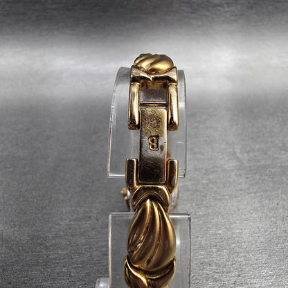 Bulova Watch Women 17mm MOP Dial Gold Tone Oval 97T67 New Battery VTG8