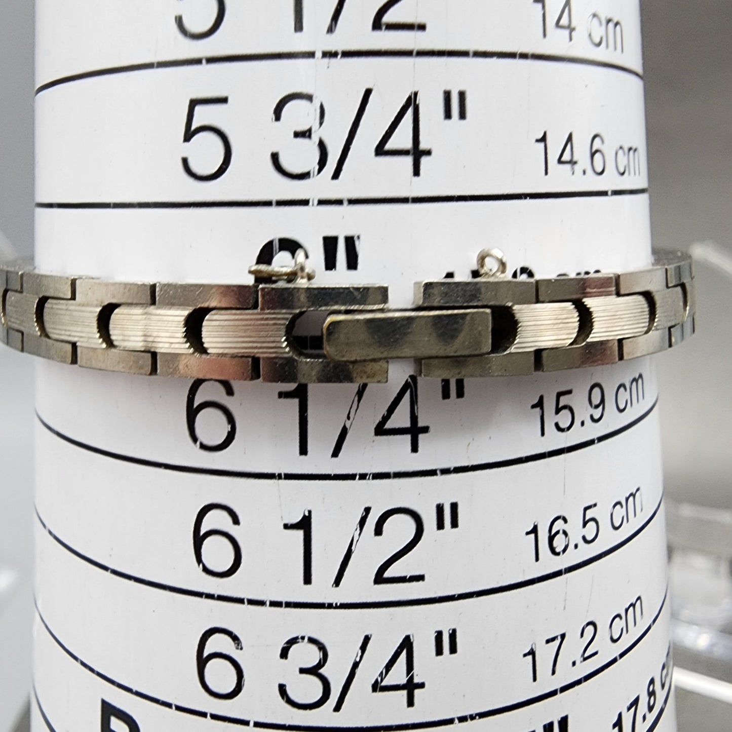 Seiko Solar Watch Women 15mm White Dial White Gold Plated Manual Wind Runs VTG10