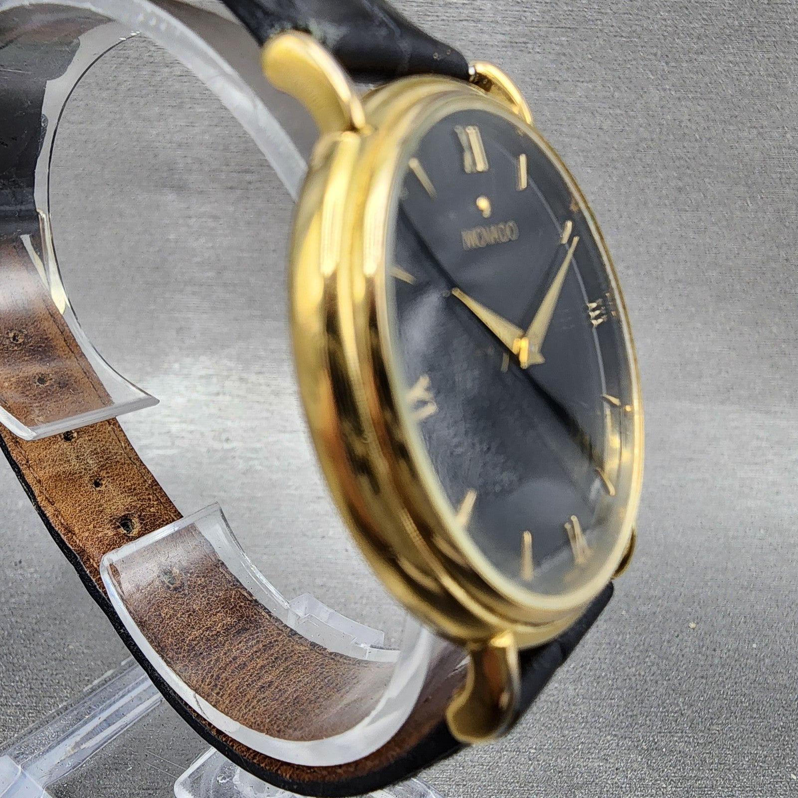 Movado Watch Men 34mm Black Dial Gold Tone Round 87E40885 New Battery3