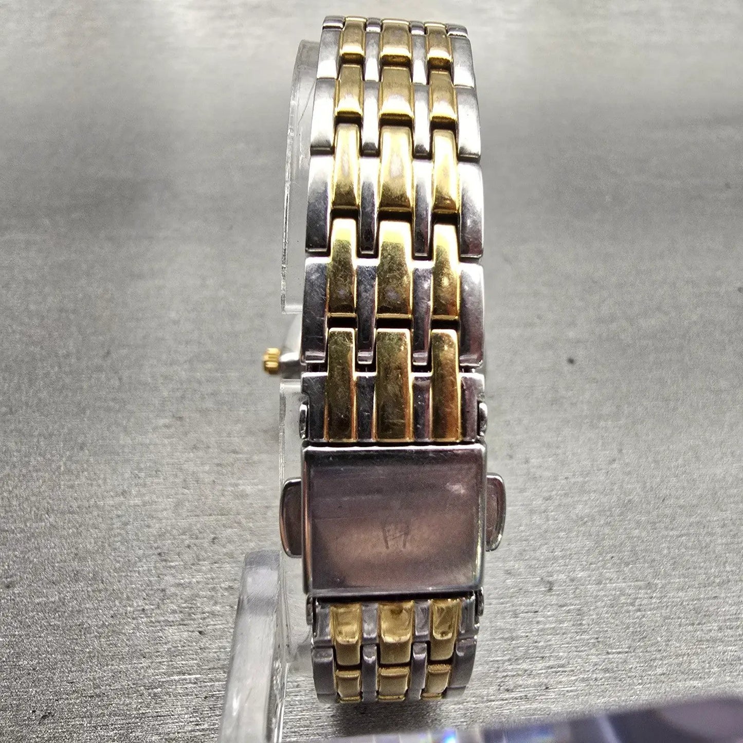 Bulova Watch Women 27mm Silver Dial Two Tone Gemmed Round 98P115 New Battery7