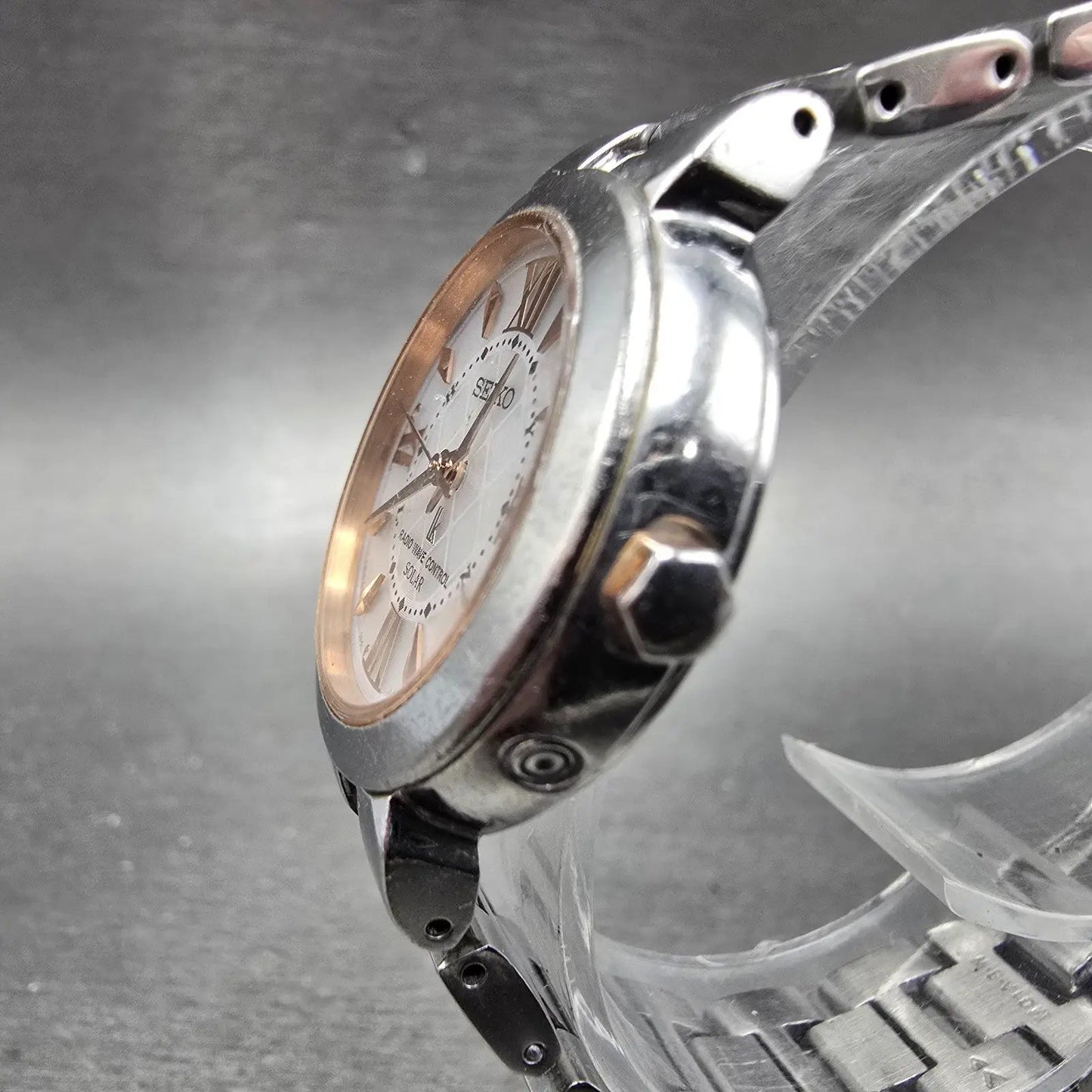 Seiko Lukia Solar Watch Women 28mm White Dial Two Tone Atomic Round READ!!!!!!!!3