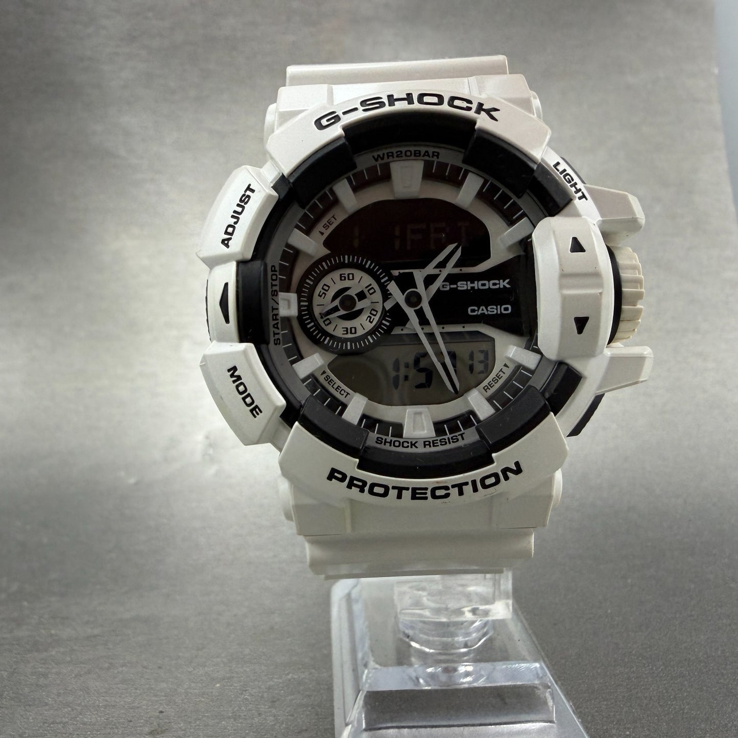 Casio G-Shock GA-400 Watch Men 52mm White Black Alarm Chrono Ana Digi New Batt6