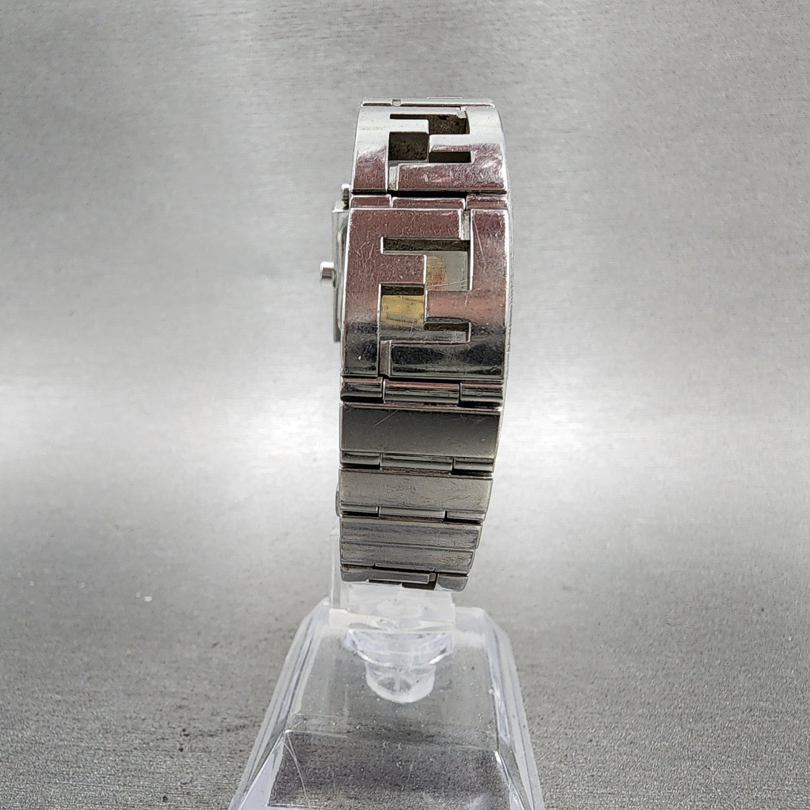 Fendi Quadro 6000L Watch Women 25mm Silver Dial Silver Tone NO BACK New Battery7