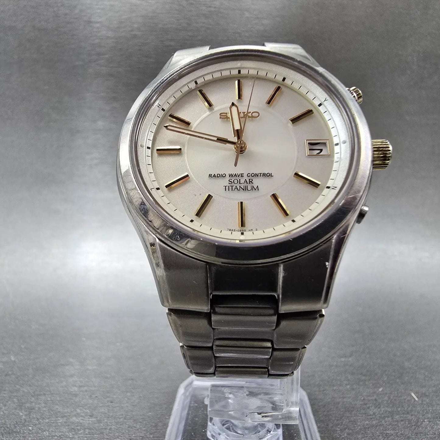 Seiko Atomic Solar Watch Men 39mm White Dial Titanium Date 7B42-0AN0 PARTS GYVJ6