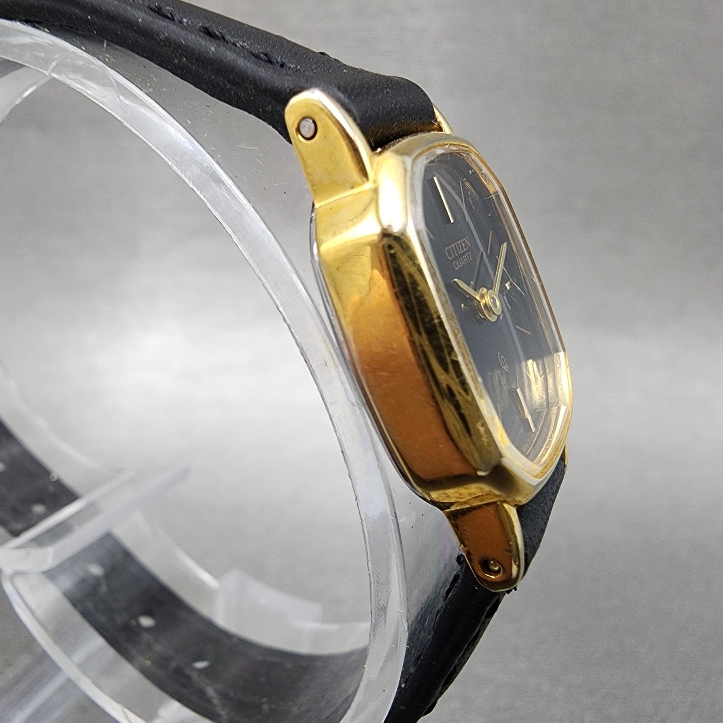 Citizen CQ Watch Women 17mm Black Dial Gold Tone Rectangle New Battery3