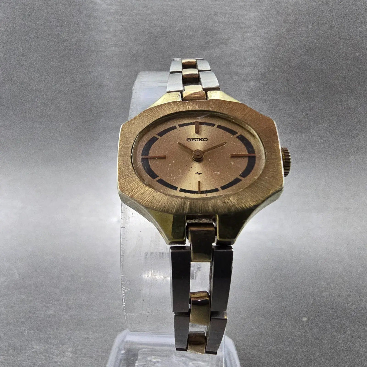 Seiko Watch Women 23mm Champagne Dial Two Tone Oval Vintage 11-7659 Manual Works5