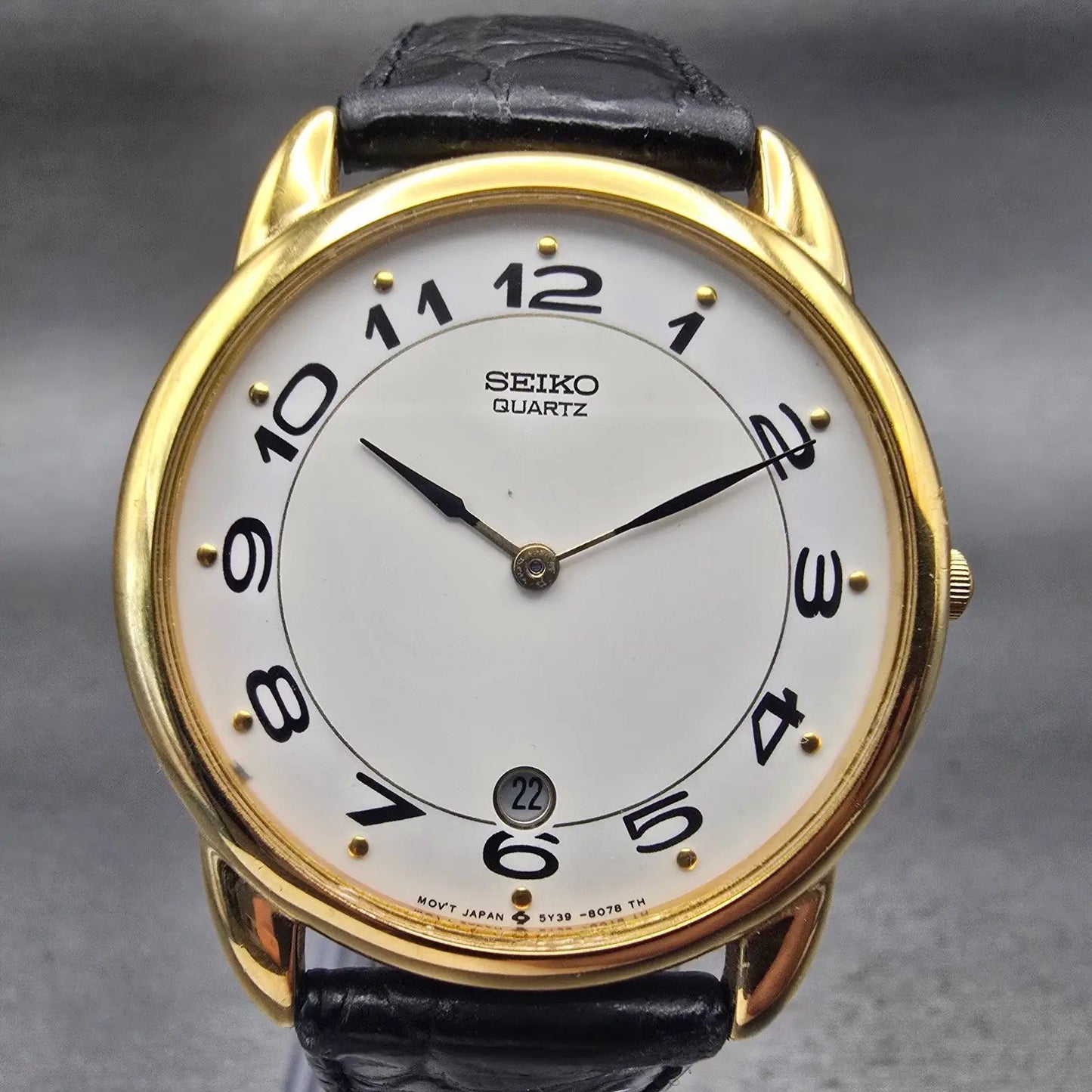 Seiko Watch Men 33mm White Dial Gold Tone Date Round 5Y39-8059 New Battery VTG1