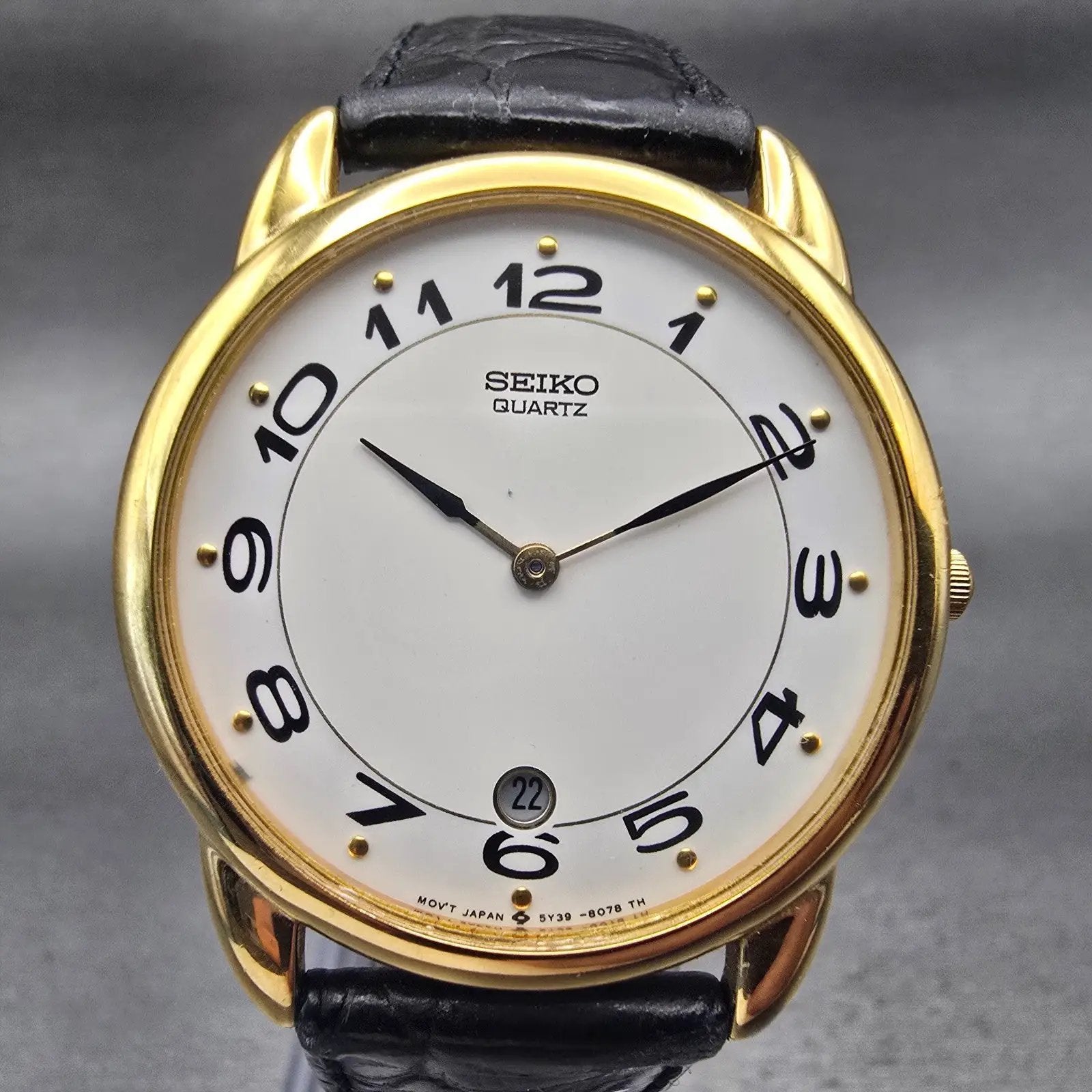 Seiko Watch Men 33mm White Dial Gold Tone Date Round 5Y39-8059 New Battery VTG1