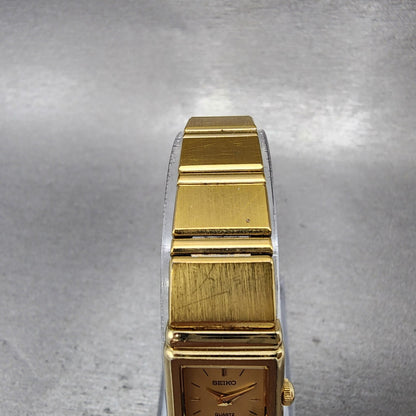Seiko Watch Women 14mm Gold Dial Gold Tone Square 1E205030 New Battery4