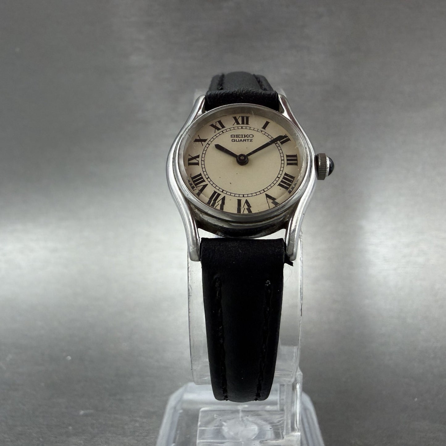 Seiko Watch Women 20mm White Dial Silver Tone Round 1400-0020 New Battery5