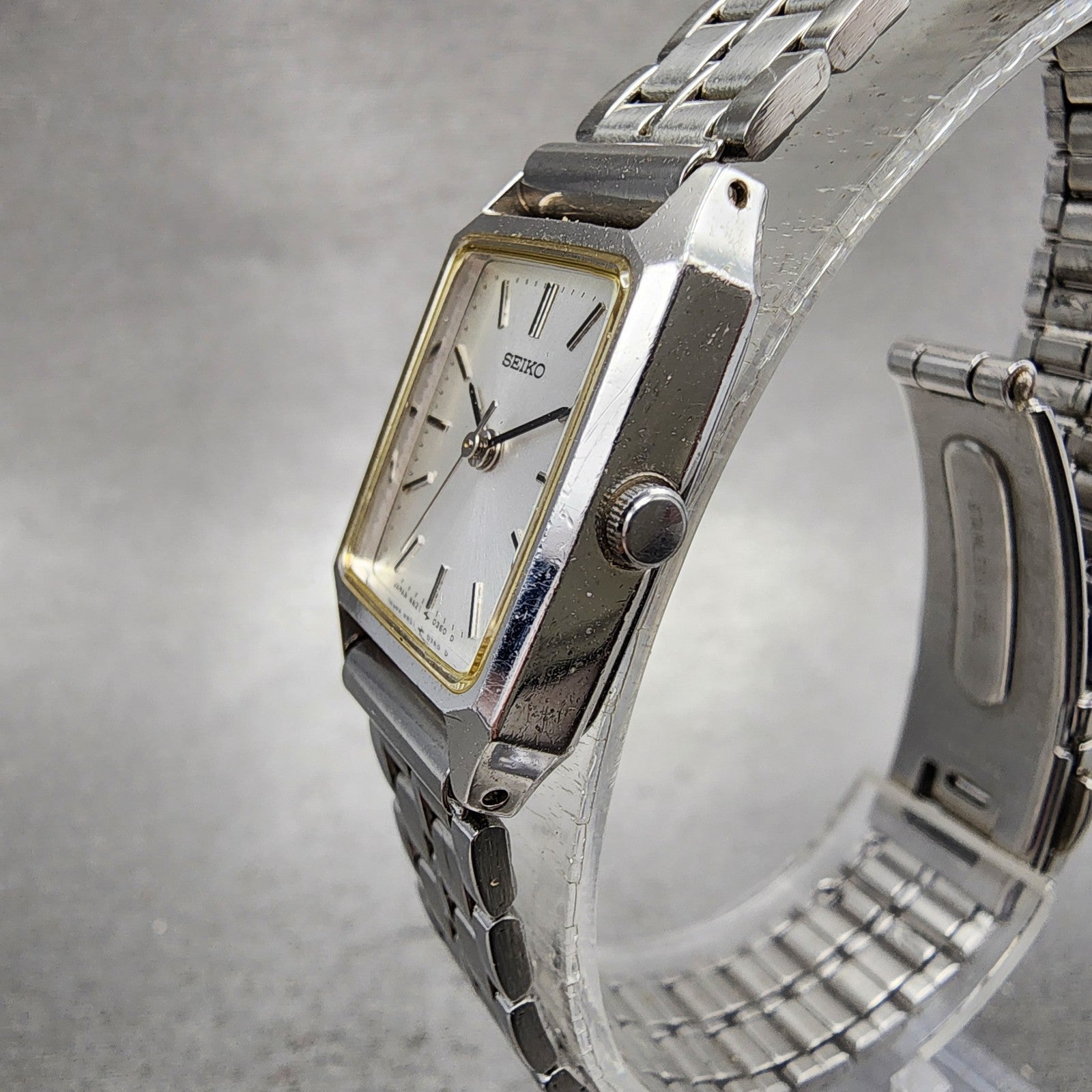 Seiko Tank Watch Women 19mm Silver Dial Silver Tone 4n215090 New Battery2