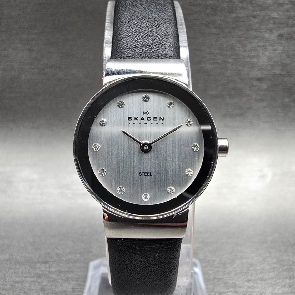Skagen Watch Women 22mm Silver Dial Silver Tone Round 358XSSLBC New Battery LK0