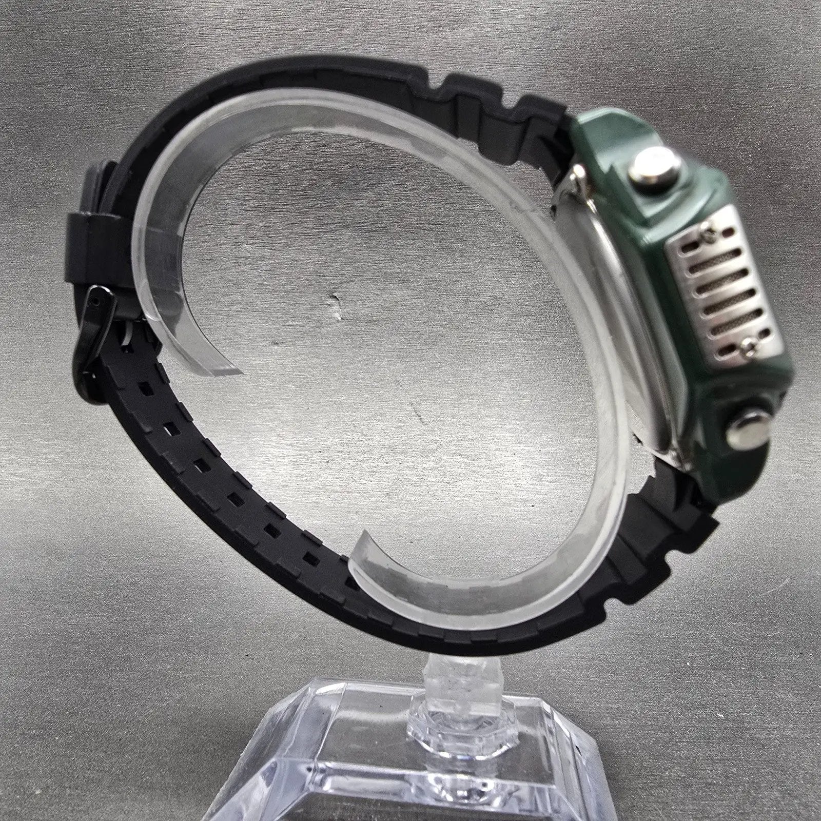 Casio ALT-6000 Twin Senor Watch Men 49mm Green Black Digital New Batt8