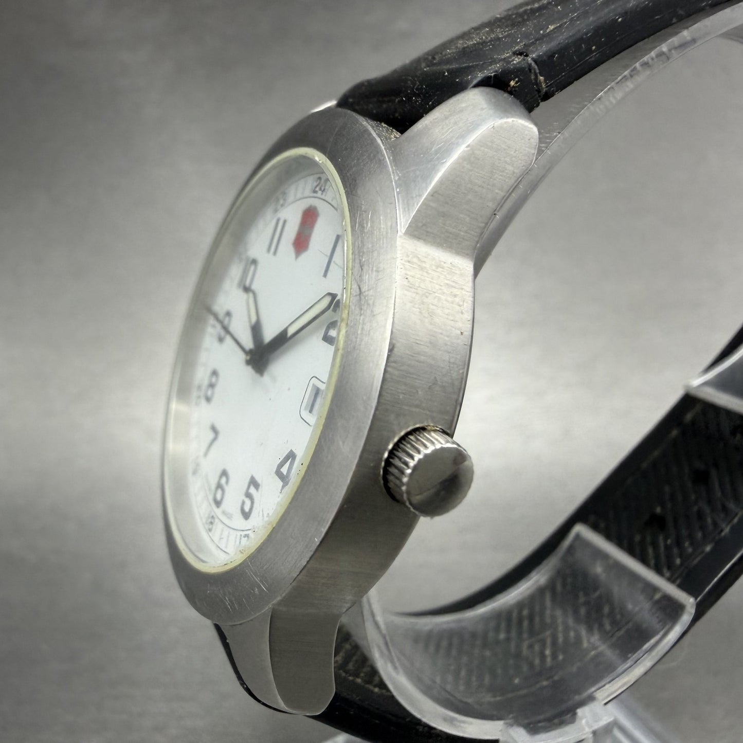 Victorinox Swiss Army Field Watch Men 38mm White Dial Steel 26000.CB PARTS3