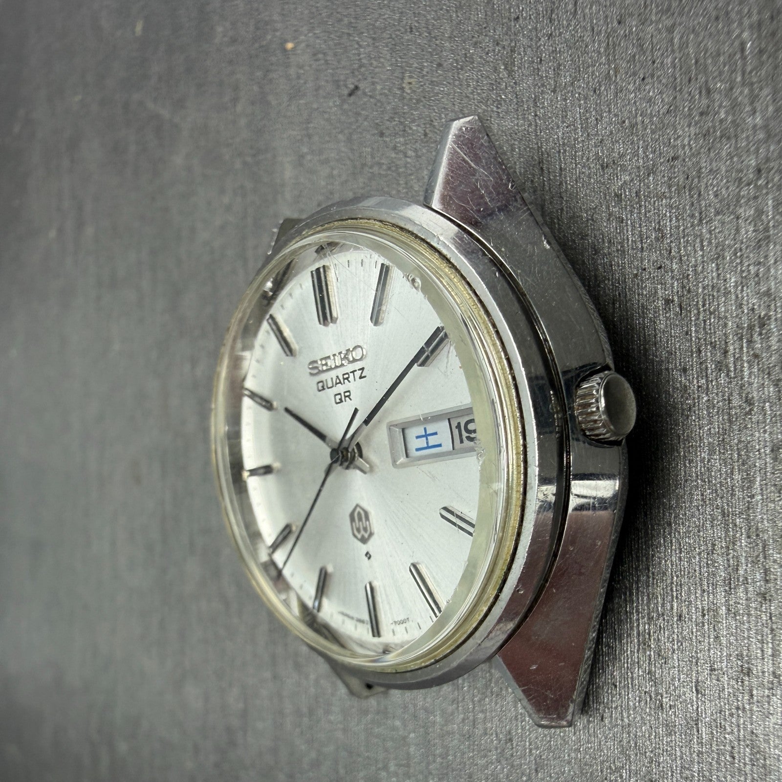 Seiko QR Watch Men 37mm Silver Dial Silver Tone Daydate Round 3863-7001 PARTS FG6