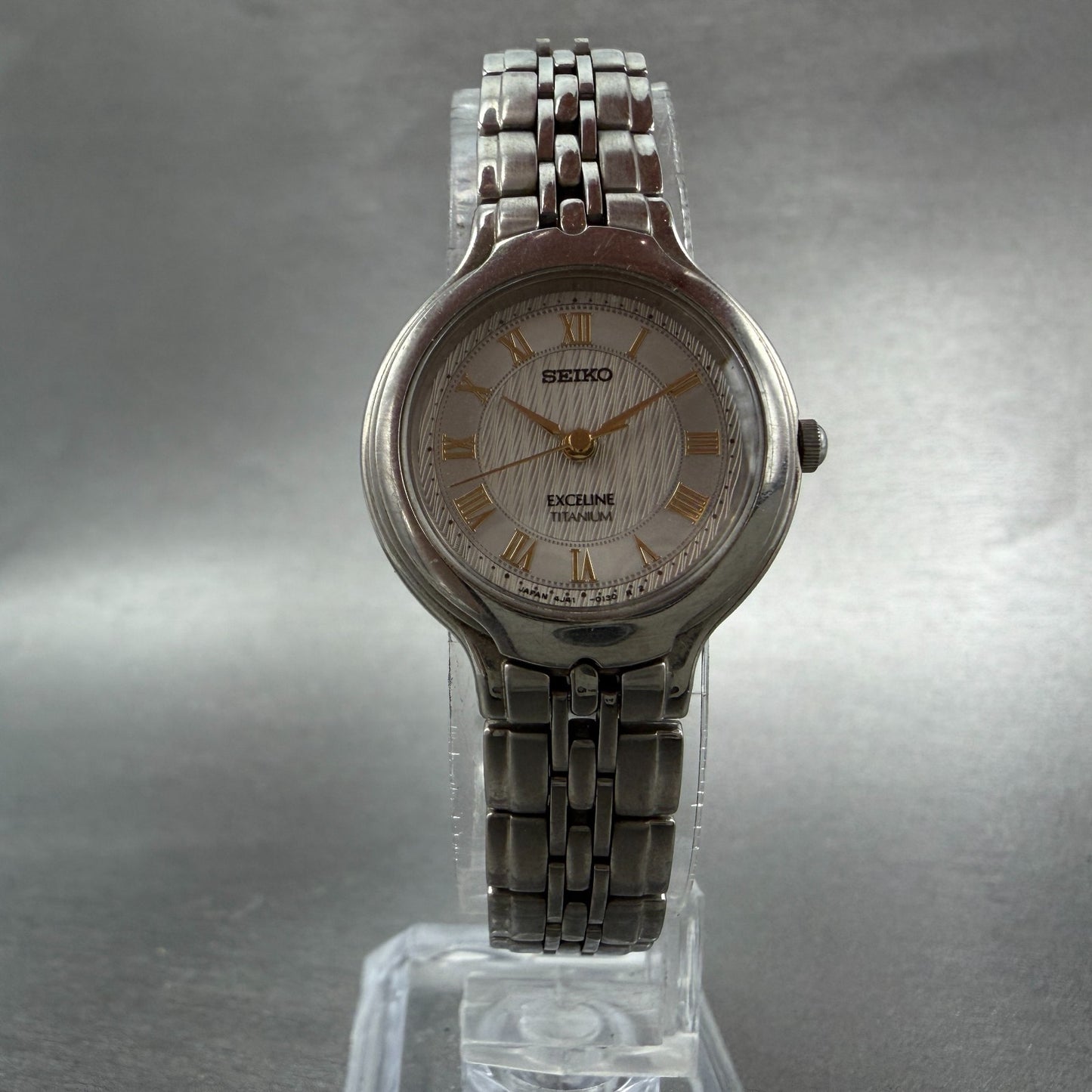 Seiko Exceline Watch Women 24mm Silver Dial Titanium Round 4J41-0070 New Battery5