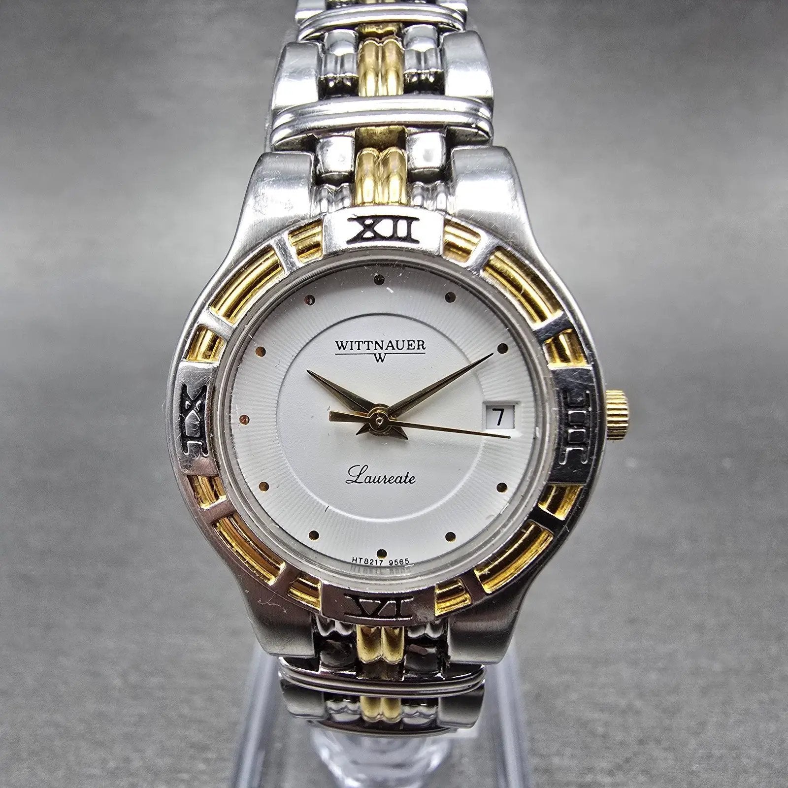 Wittnauer Laureate Watch Women 25mm White Dial Two Tone Date Round New Battery K0